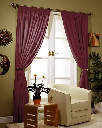 Prestigious Flynn Cabaret Curtains