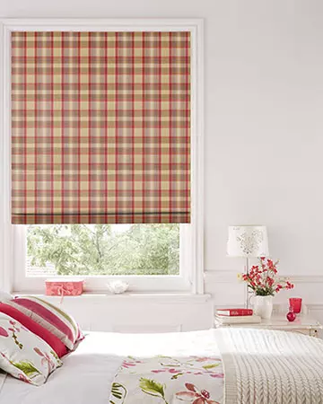 Prestigious Cairngorm Cardinal Roman Blinds