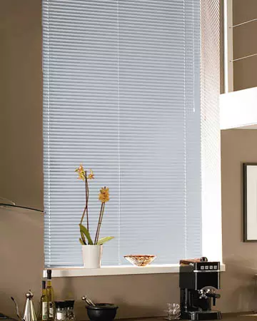 Fasttrack White Aluminium Venetian Blinds