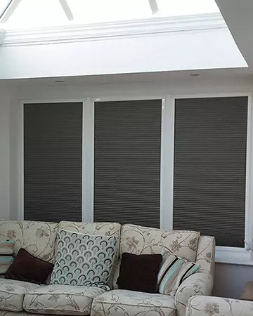 Neat Fit Black Aluminium Venetian Blinds